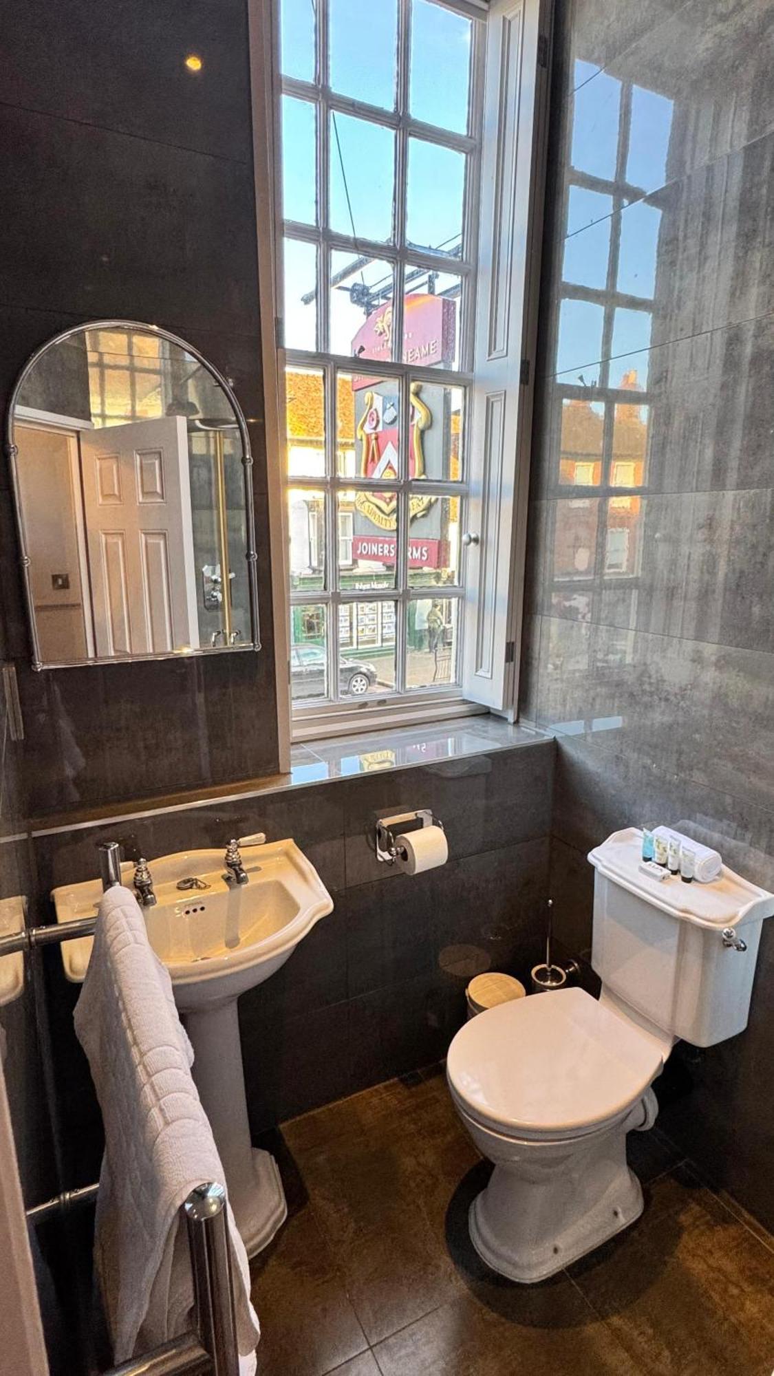 No64 The Boutique Hotel West Malling Eksteriør billede