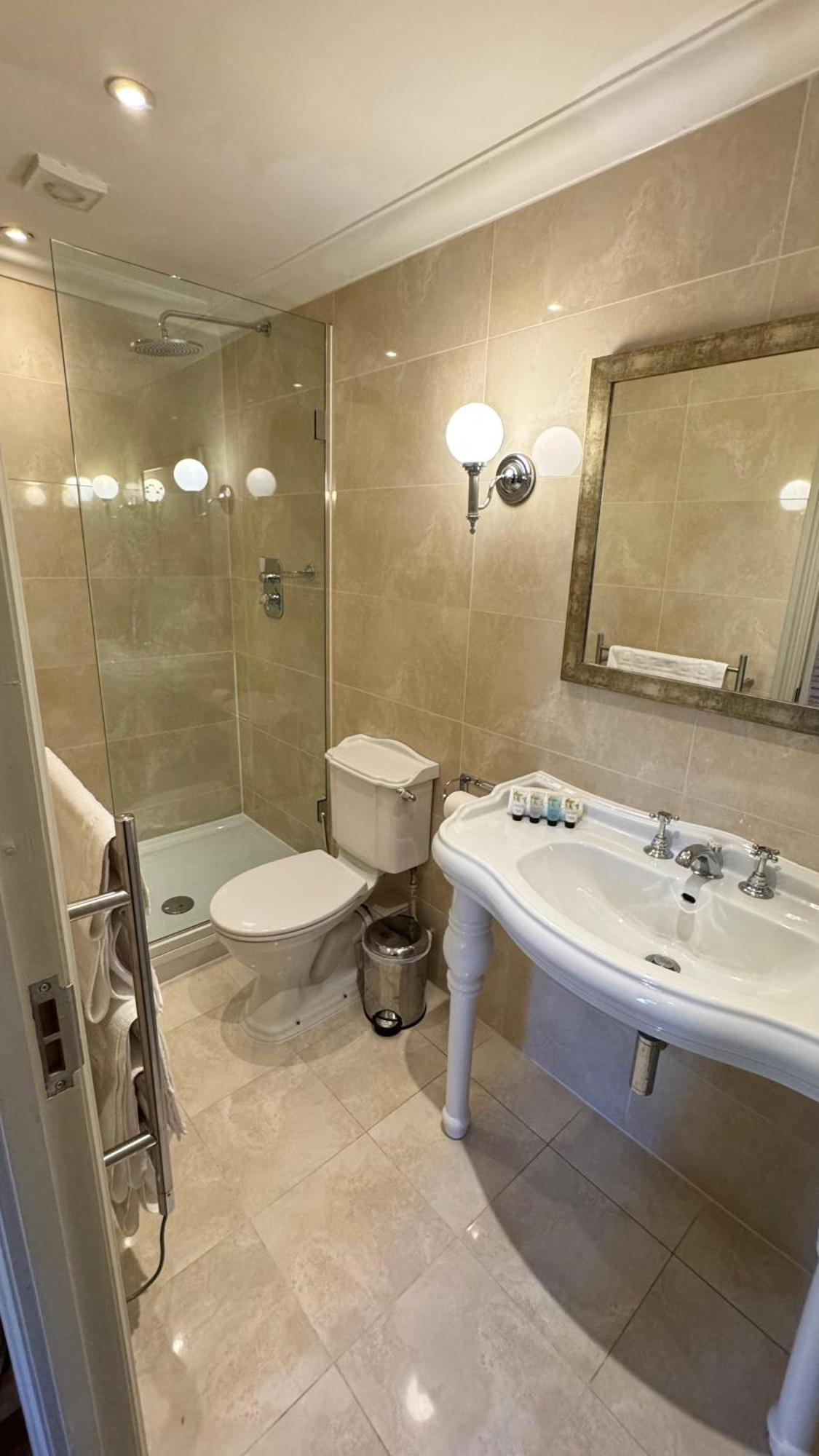 No64 The Boutique Hotel West Malling Eksteriør billede